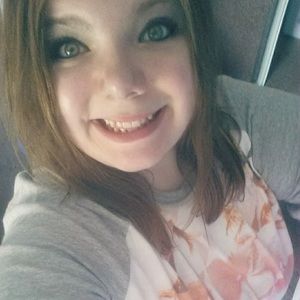 Meet your Posher, Cassie